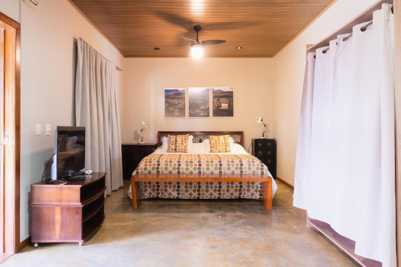 Casa Da Lua Pousada Alto Paraiso de Goias Ngoại thất bức ảnh